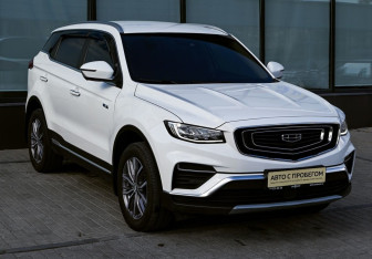 Подержанный автомобиль Geely Atlas Pro 2022 года (7 фото)