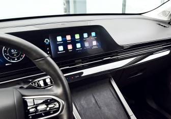 Подержанный автомобиль Omoda C5 2024 года (10 фото)