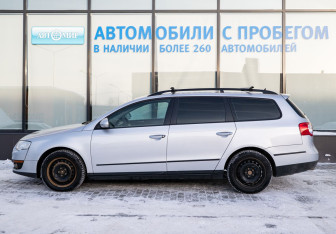 Подержанный автомобиль Volkswagen Passat Wagon 2008 года (2 фото)