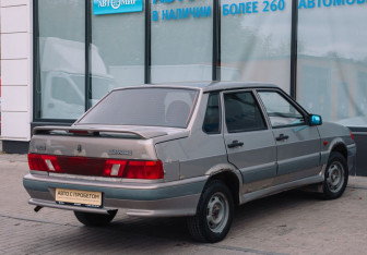Подержанный автомобиль LADA (ВАЗ) 2115 2007 года (5 фото)