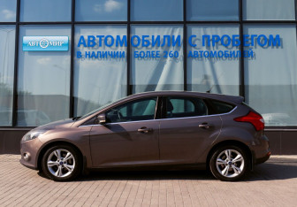 Подержанный автомобиль Ford Focus Hatchback 2013 года (2 фото)