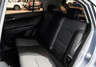 Подержанный автомобиль Hyundai Creta 2021 года (18 фото)