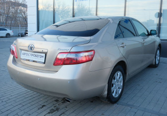 Подержанный автомобиль Toyota Camry Sedan 2007 года (5 фото)