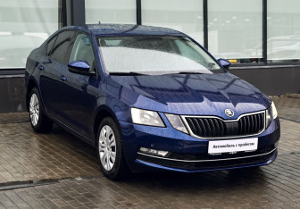 Подержанный автомобиль Skoda Octavia Liftback 2017 года (7 фото)