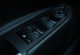 Подержанный автомобиль Ford Kuga 2017 года (11 фото)