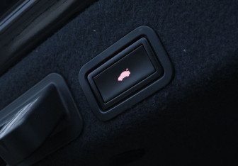 Подержанный автомобиль Audi A6 Sedan 2012 года (22 фото)