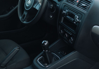 Подержанный автомобиль Volkswagen Jetta Sedan 2012 года (12 фото)