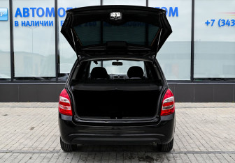 Подержанный автомобиль LADA (ВАЗ) Kalina Wagon 2015 года (20 фото)