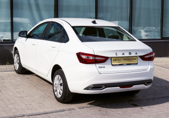 Подержанный автомобиль LADA (ВАЗ) Vesta Sedan 2024 года (3 фото)