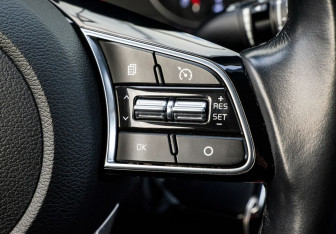 Подержанный автомобиль Kia Cerato Sedan 2018 года (14 фото)