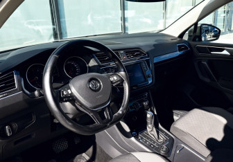 Подержанный автомобиль Volkswagen Tiguan 2017 года (15 фото)