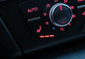 Подержанный автомобиль Audi A6 Sedan 2012 года (15 фото)