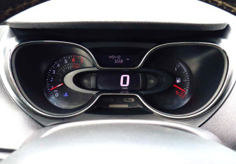 Подержанный автомобиль Renault Kaptur 2018 года (9 фото)