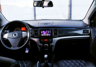 Подержанный автомобиль SsangYong Actyon 2013 года (16 фото)