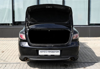 Подержанный автомобиль Mazda 6 Sedan 2010 года (20 фото)