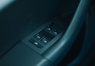 Подержанный автомобиль Skoda Octavia Liftback 2014 года (12 фото)