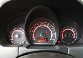 Подержанный автомобиль Kia Ceed Hatchback 2010 года (11 фото)