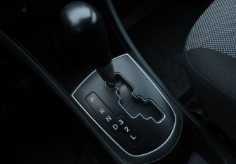 Подержанный автомобиль Hyundai Solaris Sedan 2011 года (13 фото)