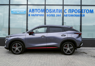 Подержанный автомобиль Omoda C5 2023 года (2 фото)
