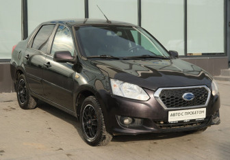 Подержанный автомобиль Datsun on-DO 2015 года (7 фото)