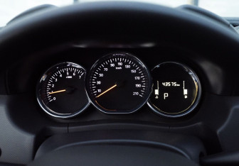 Подержанный автомобиль Renault Duster 2019 года (16 фото)