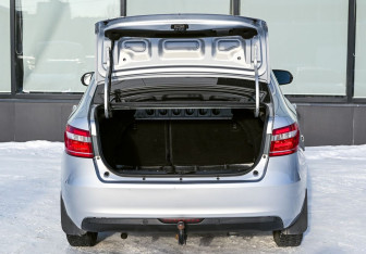 Подержанный автомобиль LADA (ВАЗ) Vesta Sedan 2016 года (19 фото)