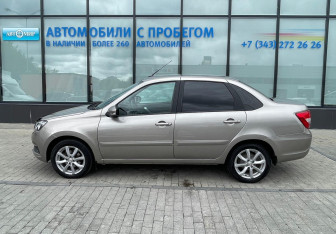 Подержанный автомобиль LADA (ВАЗ) Granta Sedan 2020 года (2 фото)