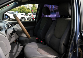 Подержанный автомобиль Hyundai Matrix 2004 года (15 фото)