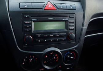 Подержанный автомобиль Kia Picanto 2008 года (15 фото)