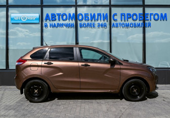 Подержанный автомобиль LADA (ВАЗ) XRAY 2017 года (6 фото)