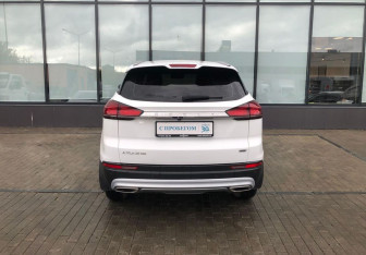 Подержанный автомобиль Geely Atlas Pro 2022 года (4 фото)