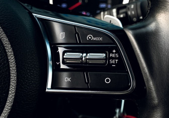 Подержанный автомобиль Kia Ceed Wagon 2019 года (13 фото)