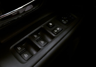 Подержанный автомобиль Mitsubishi Outlander 2019 года (12 фото)
