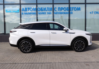 Подержанный автомобиль Exeed RX 2023 года (6 фото)