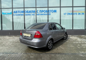 Подержанный автомобиль Chevrolet Aveo Sedan 2007 года (5 фото)