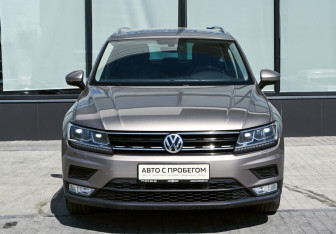 Подержанный автомобиль Volkswagen Tiguan 2017 года (8 фото)