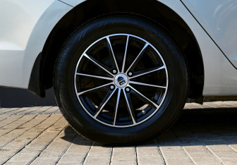 Подержанный автомобиль Hyundai Solaris Sedan 2018 года (21 фото)