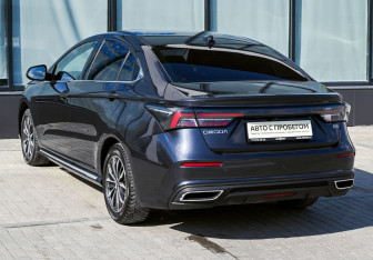 Подержанный автомобиль Omoda S5 2023 года (3 фото)