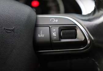 Подержанный автомобиль Audi A4 allroad 2013 года (15 фото)