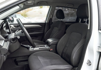 Подержанный автомобиль Haval M6 2023 года (18 фото)