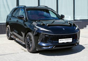 Подержанный автомобиль Forthing T5 EVO 2021 года (7 фото)