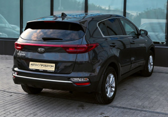 Подержанный автомобиль Kia Sportage 2019 года (5 фото)