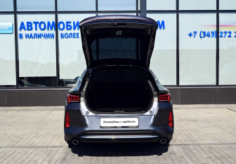 Подержанный автомобиль Москвич 6 2024 года (24 фото)