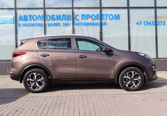 Подержанный автомобиль Kia Sportage 2021 года (6 фото)