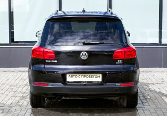 Подержанный автомобиль Volkswagen Tiguan 2012 года (4 фото)