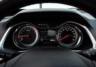 Подержанный автомобиль Chevrolet Orlando 2020 года (11 фото)