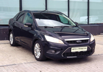 Подержанный автомобиль Ford Focus Sedan 2008 года (7 фото)