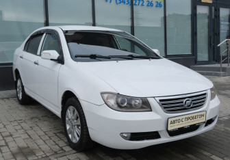 Подержанный автомобиль Lifan Solano 2013 года (7 фото)