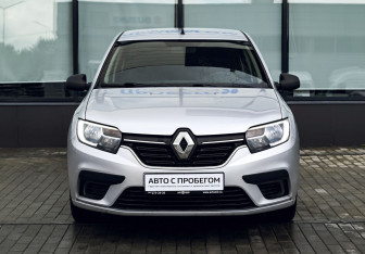 Подержанный автомобиль Renault Logan Sedan 2019 года (8 фото)