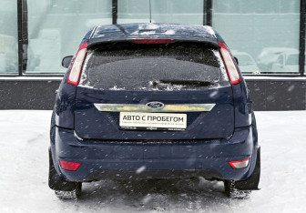 Подержанный автомобиль Ford Focus Hatchback 2010 года (4 фото)